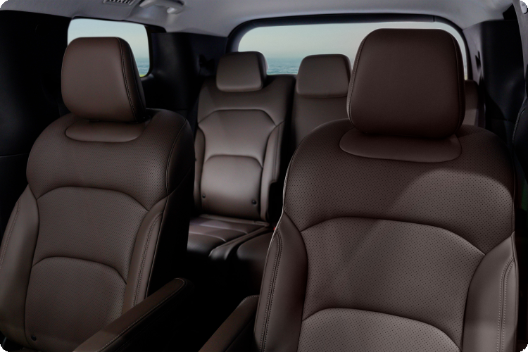 Cortez-Darion-Captain-Seat.webp